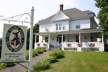 The Young House Bed And Breakfast Millinocket Exteriör bild