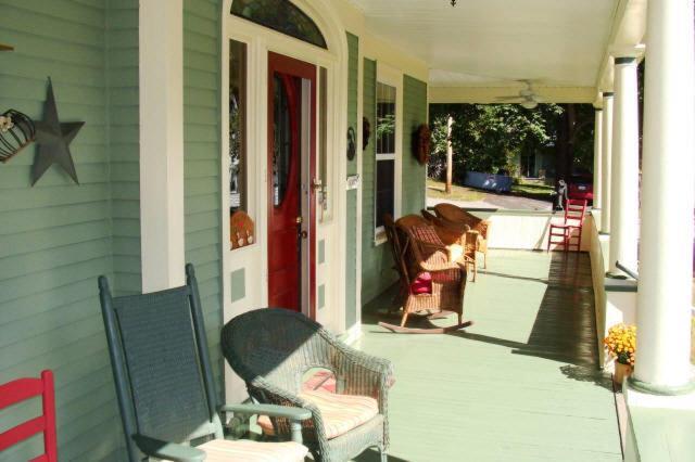 The Young House Bed And Breakfast Millinocket Exteriör bild