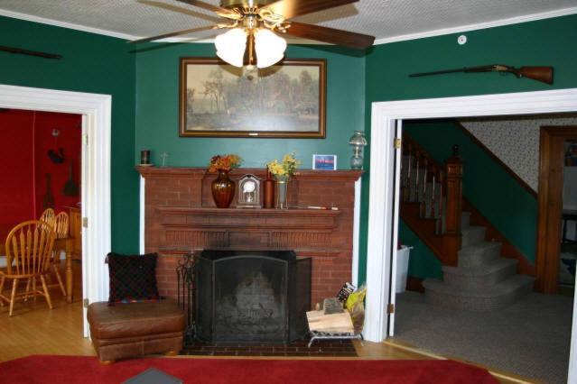 The Young House Bed And Breakfast Millinocket Exteriör bild